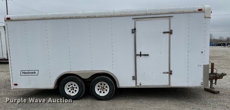 image for item NH9068 2000 Haulmark G818T2-102 enclosed cargo trailer