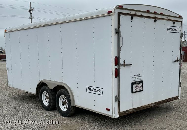 image for item NH9068 2000 Haulmark G818T2-102 enclosed cargo trailer