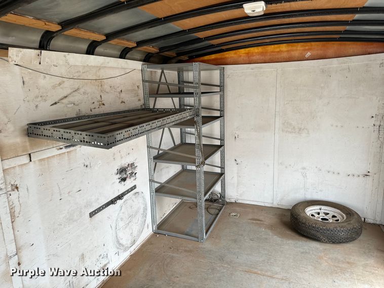 image for item NH9068 2000 Haulmark G818T2-102 enclosed cargo trailer