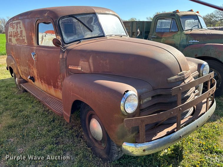 image for item NH9073 1948 Chevrolet  Carryall  SUV