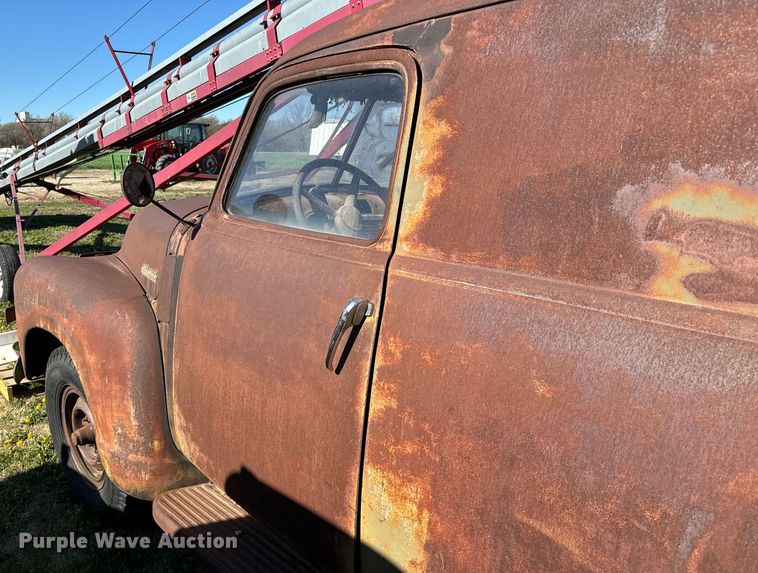 image for item NH9073 1948 Chevrolet  Carryall  SUV