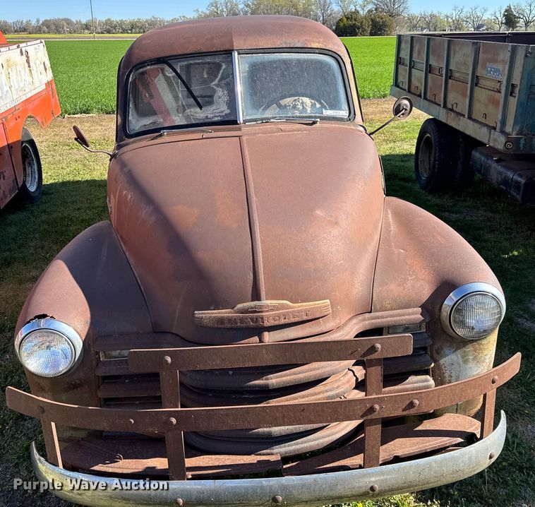 image for item NH9073 1948 Chevrolet  Carryall  SUV