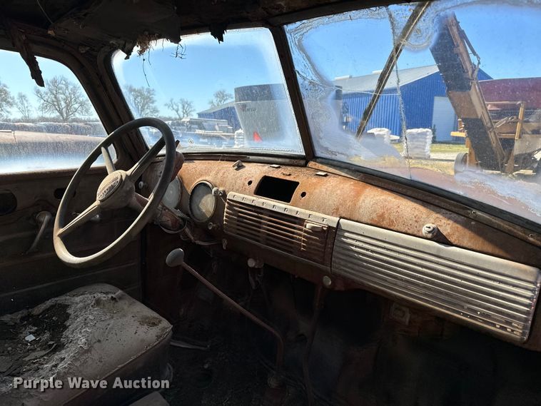 image for item NH9073 1948 Chevrolet  Carryall  SUV