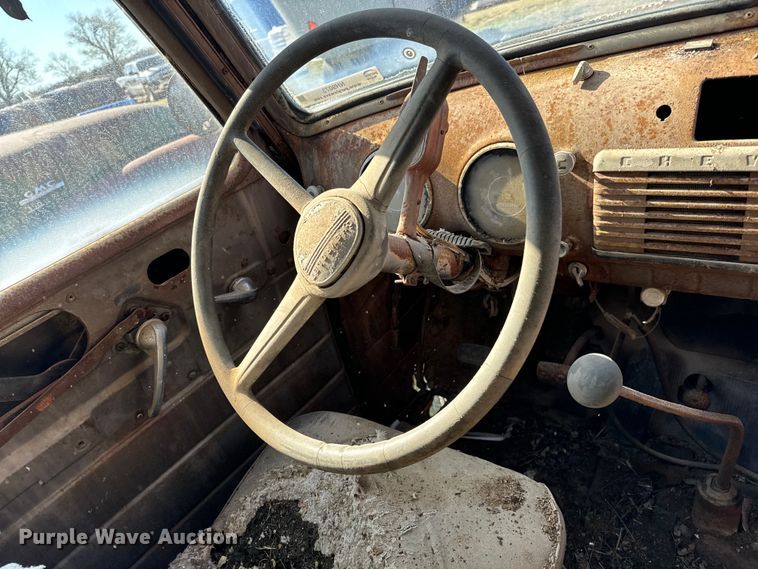 image for item NH9073 1948 Chevrolet  Carryall  SUV