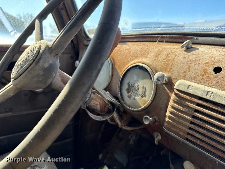 image for item NH9073 1948 Chevrolet  Carryall  SUV