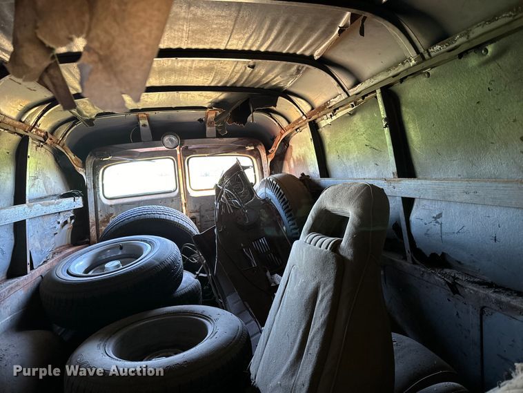 image for item NH9073 1948 Chevrolet  Carryall  SUV