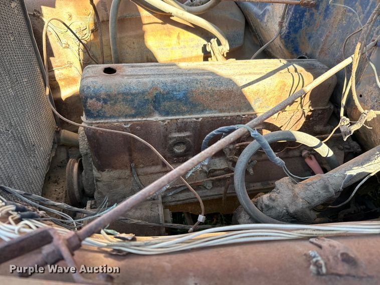 image for item NH9073 1948 Chevrolet  Carryall  SUV