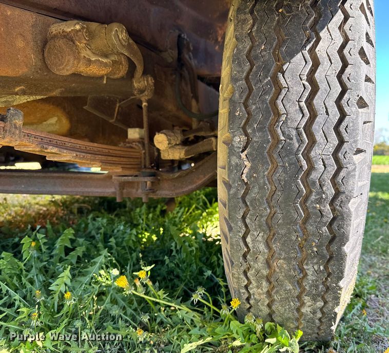 image for item NH9073 1948 Chevrolet  Carryall  SUV