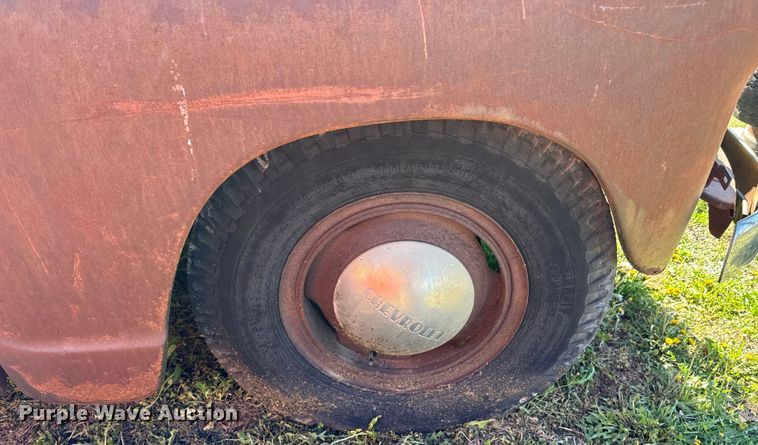 image for item NH9073 1948 Chevrolet  Carryall  SUV