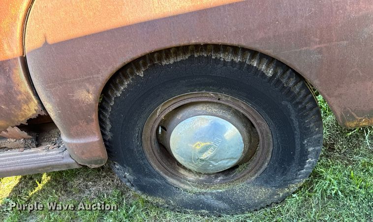 image for item NH9073 1948 Chevrolet  Carryall  SUV