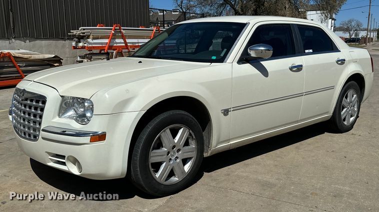 image for item NH9084 2006 Chrysler  300C 