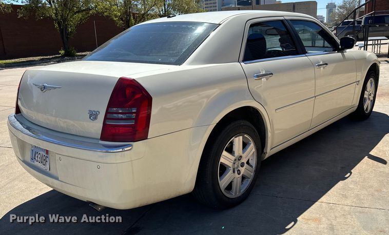image for item NH9084 2006 Chrysler  300C 