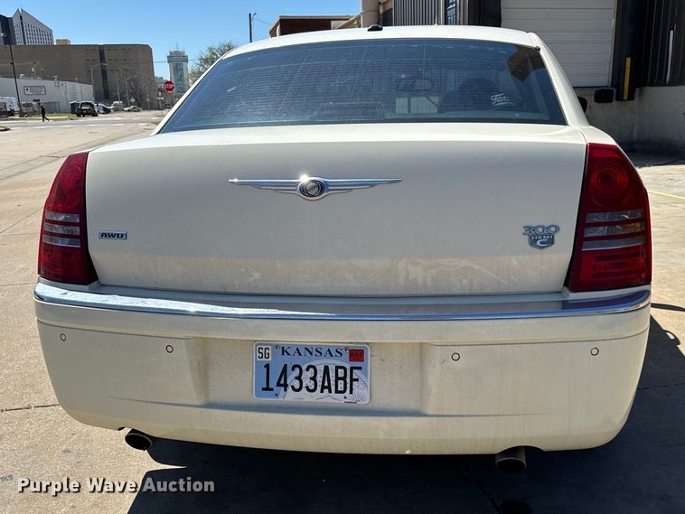 image for item NH9084 2006 Chrysler  300C 