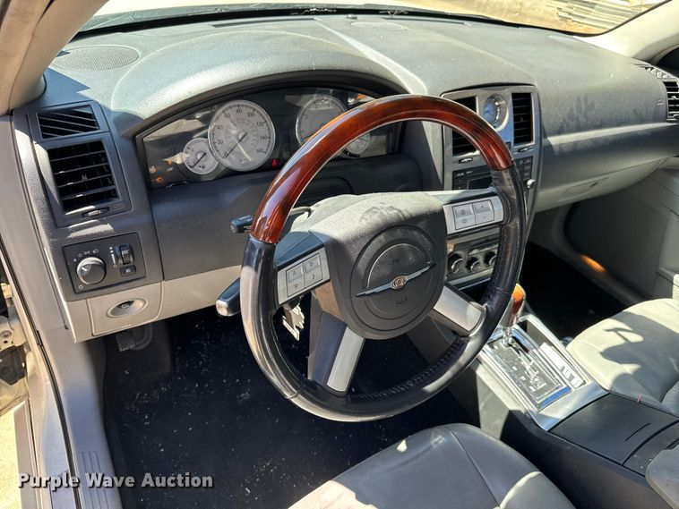 image for item NH9084 2006 Chrysler  300C 