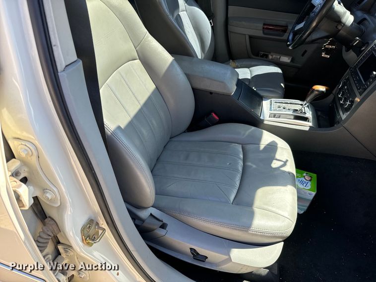 image for item NH9084 2006 Chrysler  300C 