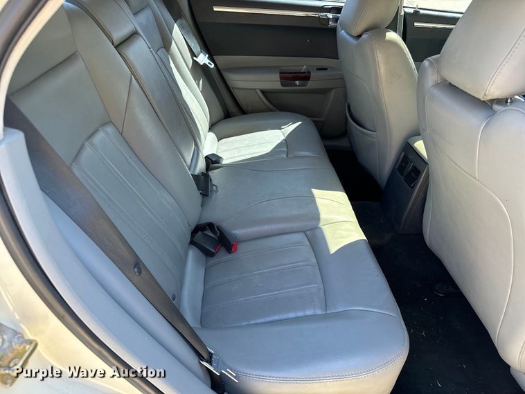 image for item NH9084 2006 Chrysler  300C 