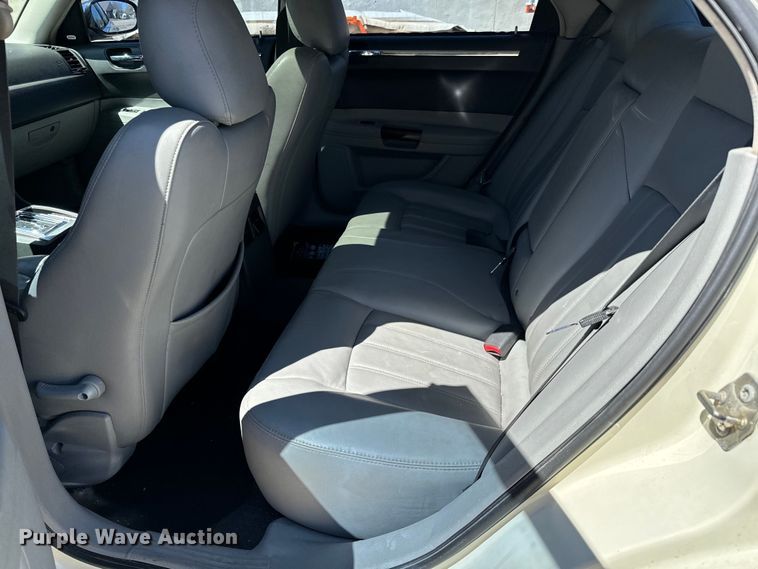 image for item NH9084 2006 Chrysler  300C 