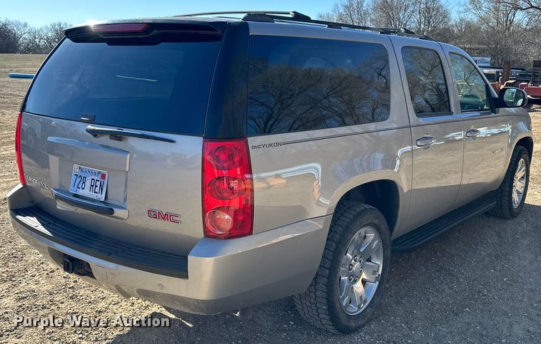 image for item NJ9495 2007 GMC Yukon XL SLT SUV