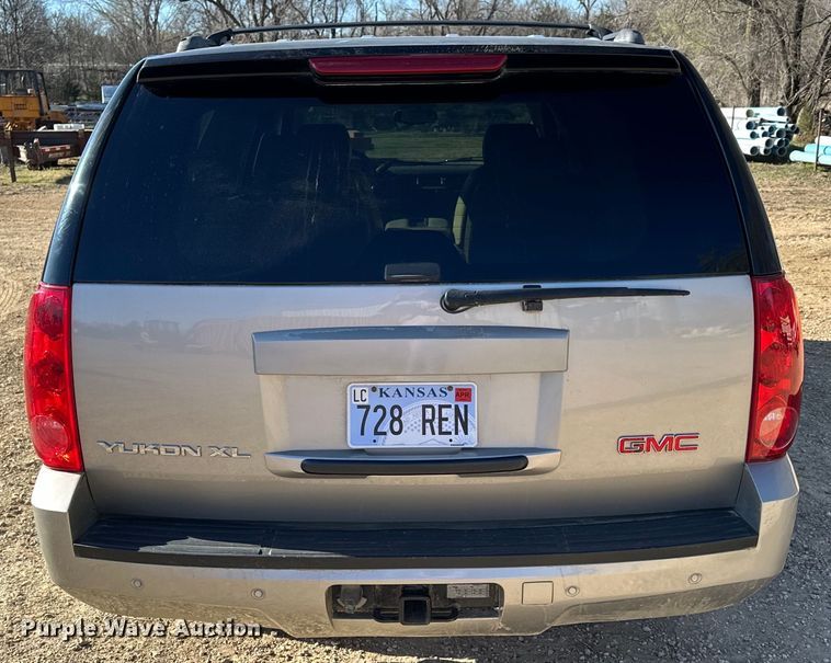 image for item NJ9495 2007 GMC Yukon XL SLT SUV