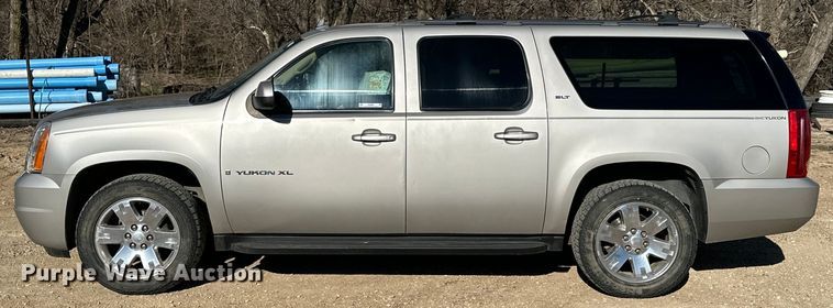image for item NJ9495 2007 GMC Yukon XL SLT SUV
