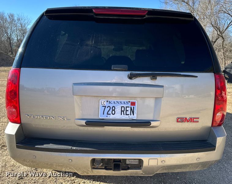 image for item NJ9495 2007 GMC Yukon XL SLT SUV