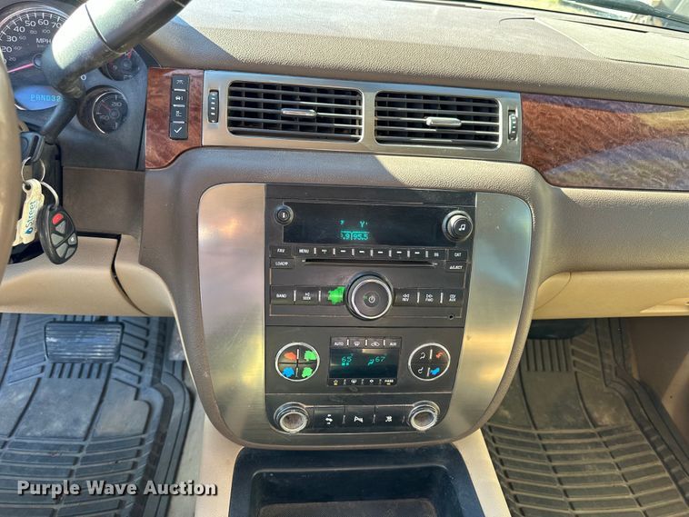 image for item NJ9495 2007 GMC Yukon XL SLT SUV