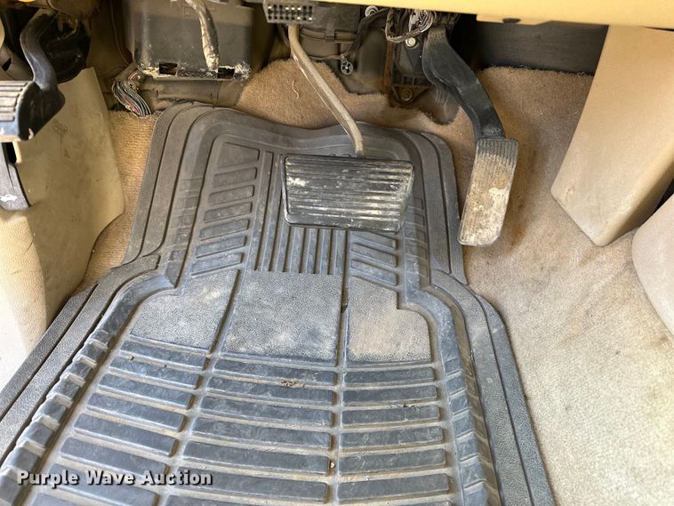 image for item NJ9495 2007 GMC Yukon XL SLT SUV