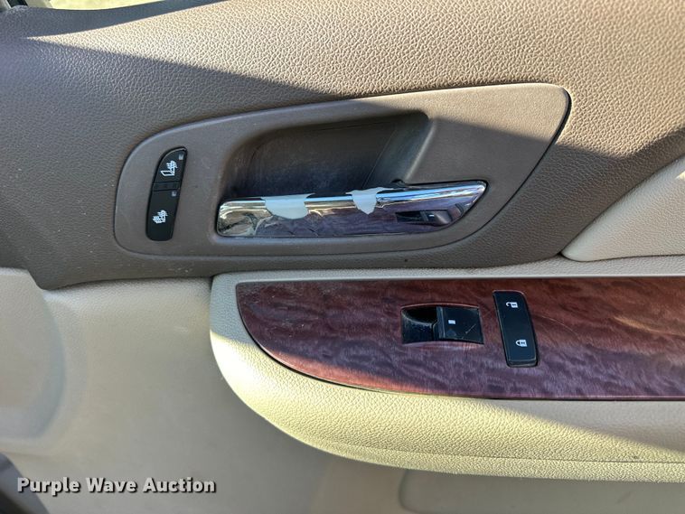 image for item NJ9495 2007 GMC Yukon XL SLT SUV