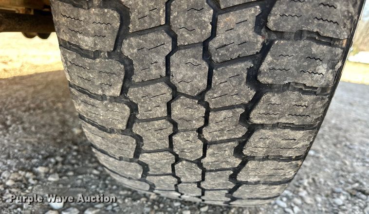 image for item NJ9495 2007 GMC Yukon XL SLT SUV