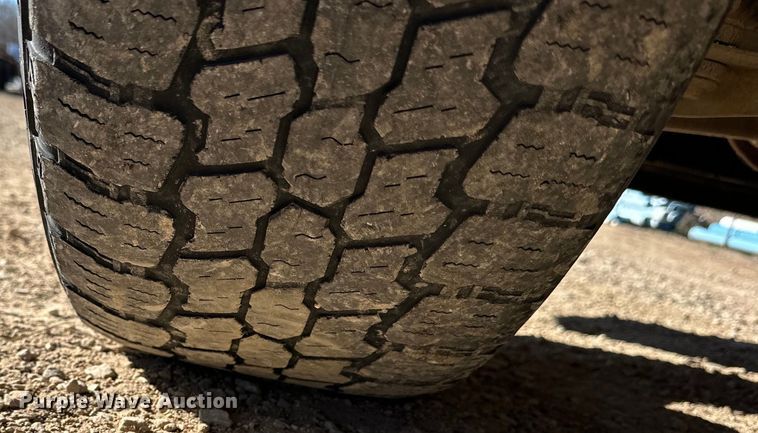 image for item NJ9495 2007 GMC Yukon XL SLT SUV