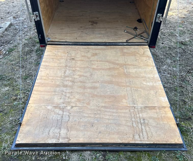 image for item NJ9506 2017 Lark VT612SA enclosed cargo trailer