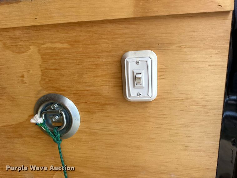 image for item NJ9506 2017 Lark VT612SA enclosed cargo trailer