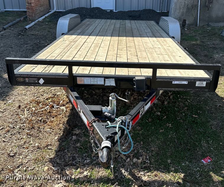 image for item NJ9507 2017 PJ C5202 utility trailer