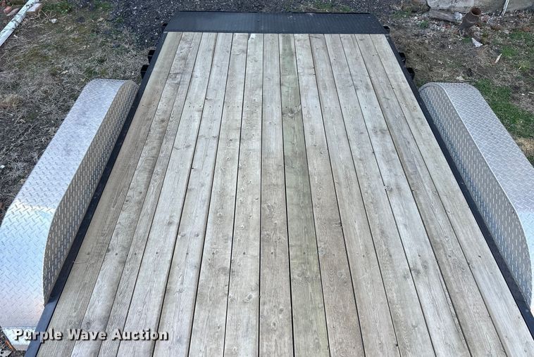 image for item NJ9507 2017 PJ C5202 utility trailer