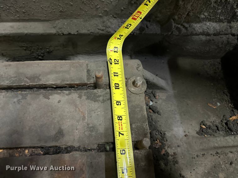 image for item NT9032 Norton surface grinder 