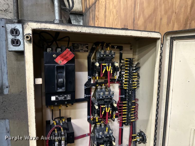 image for item NT9032 Norton surface grinder 