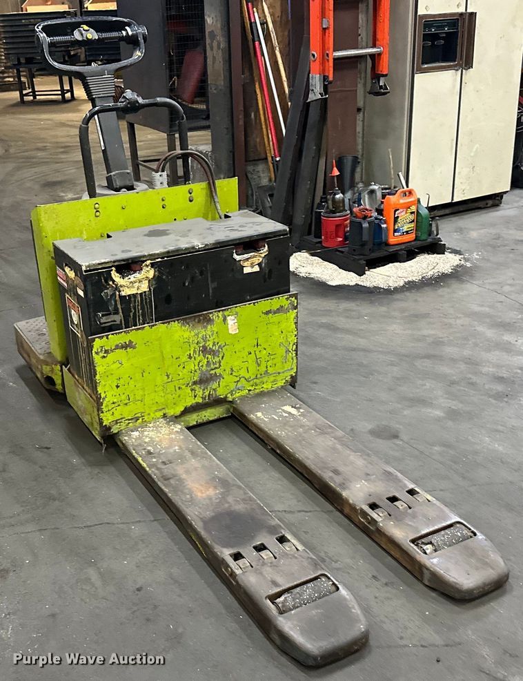 image for item NT9035 Clark HWD30-E 