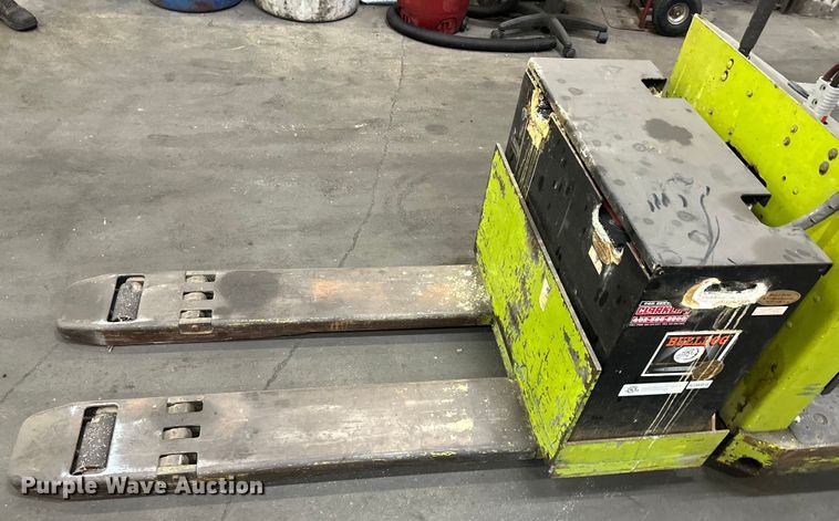 image for item NT9035 Clark HWD30-E 