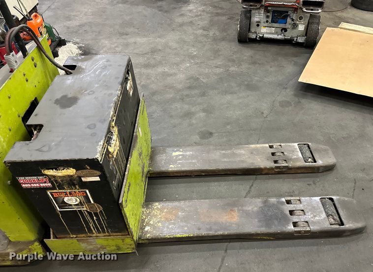 image for item NT9035 Clark HWD30-E 