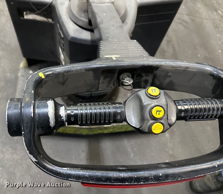 image for item NT9035 Clark HWD30-E 