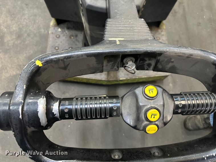 image for item NT9035 Clark HWD30-E 