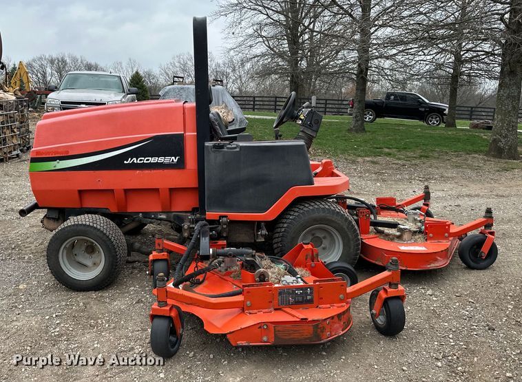 image for item NT9056 2006 Jacobsen  ZTR lawn mower