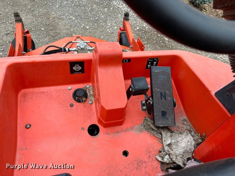 image for item NT9056 2006 Jacobsen  ZTR lawn mower