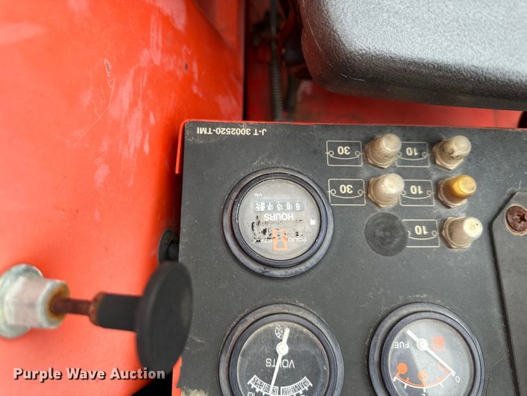 image for item NT9056 2006 Jacobsen  ZTR lawn mower