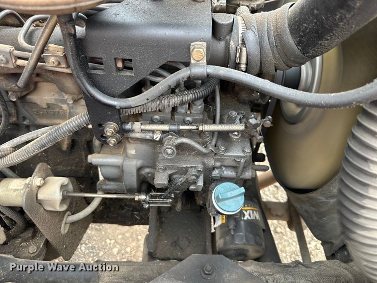 image for item NT9056 2006 Jacobsen  ZTR lawn mower