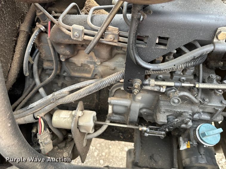 image for item NT9056 2006 Jacobsen  ZTR lawn mower