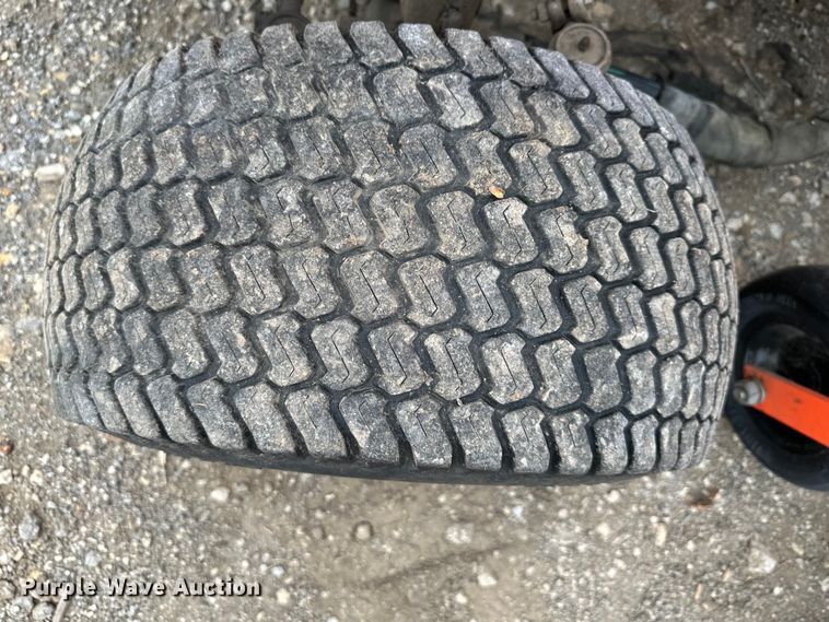 image for item NT9056 2006 Jacobsen  ZTR lawn mower