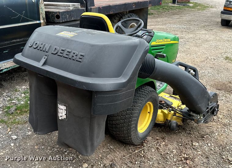 image for item NT9059 John Deere X485 lawn mower