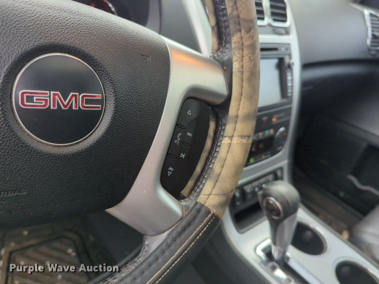 image for item NZ9390 2009 GMC Acadia SUV