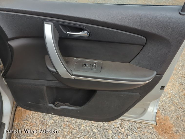 image for item NZ9390 2009 GMC Acadia SUV